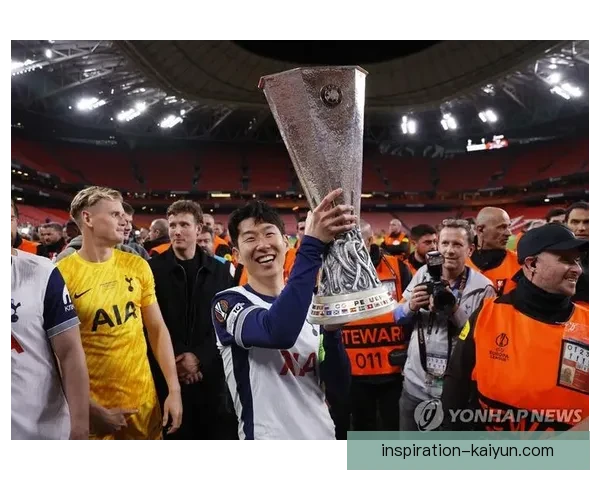 孙兴慜童年足球梦想启蒙经历回顾关注